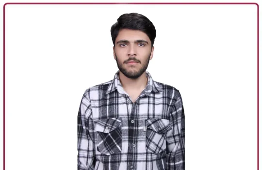 سید رضا علوی 540x350 - سیدرضا علوی <br> رتبه ۸۳۶ کنکور انسانی سال ۱۴۰۲  <br> حقوق دانشگاه مازندران